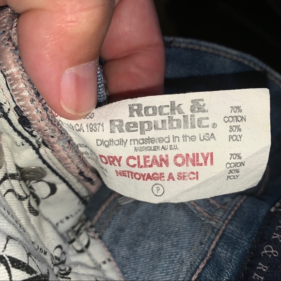 EUC Rock & Republic Bootcut Jeans Size 26. - Picture 9 of 9
